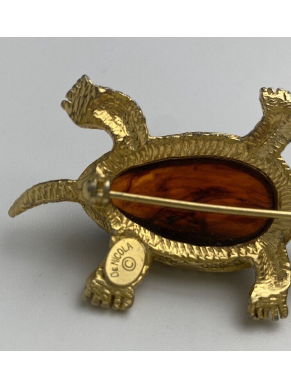 Vintage De Nicola Amber Brown Lucite Body Tortoise Color Turtle Pin Brooch - Picture 3 of 12